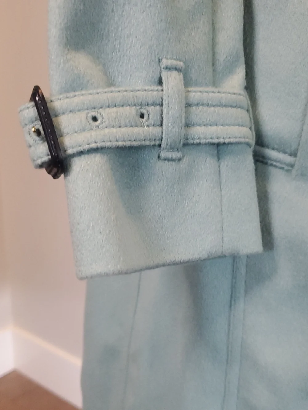 Burberry Mint Green Double-Breasted Trench Coat - Picture 7 of 11